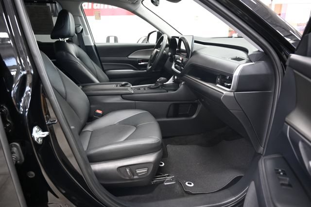 Used 2024 Toyota Grand Highlander AWD image 11