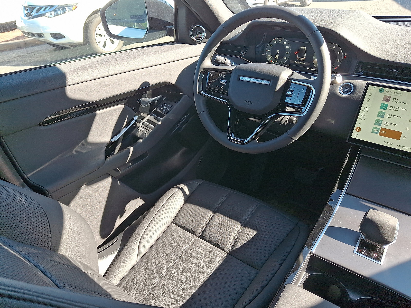New 2026 Land Rover Range Rover Evoque S image 12