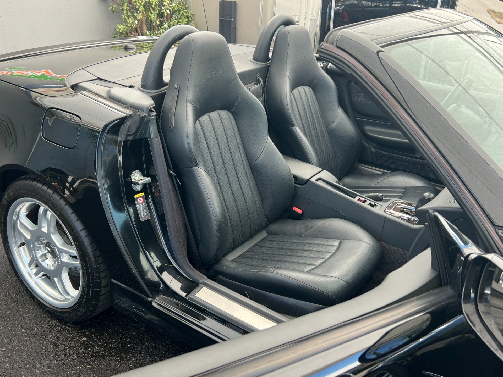 Used 2002 Mercedes-Benz SLK 32 AMG image 27