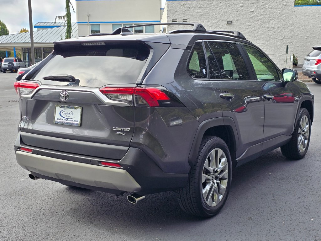 Used 2025 Toyota RAV4 Limited w/ Advanced Technology Package AWD/4WD image 27