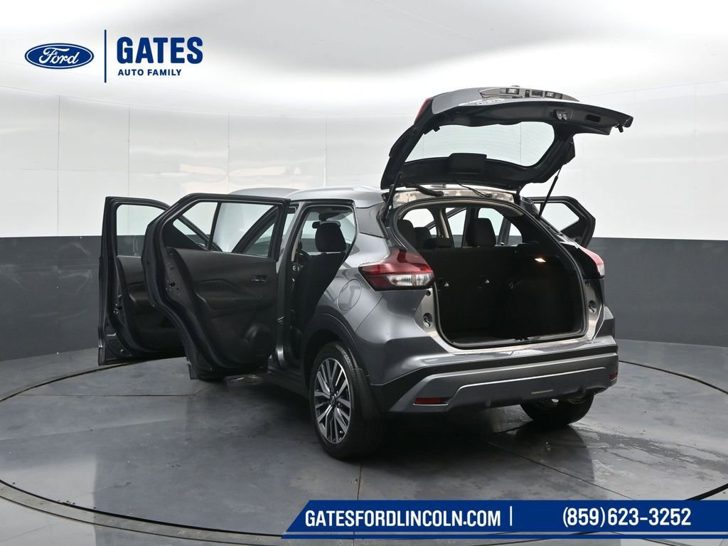 Used 2024 Nissan Kicks SV FWD image 48