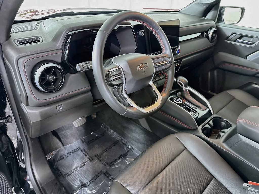 Used 2023 Chevrolet Colorado Z71 w/ Z71 Convenience Package 2 AWD/4WD image 19
