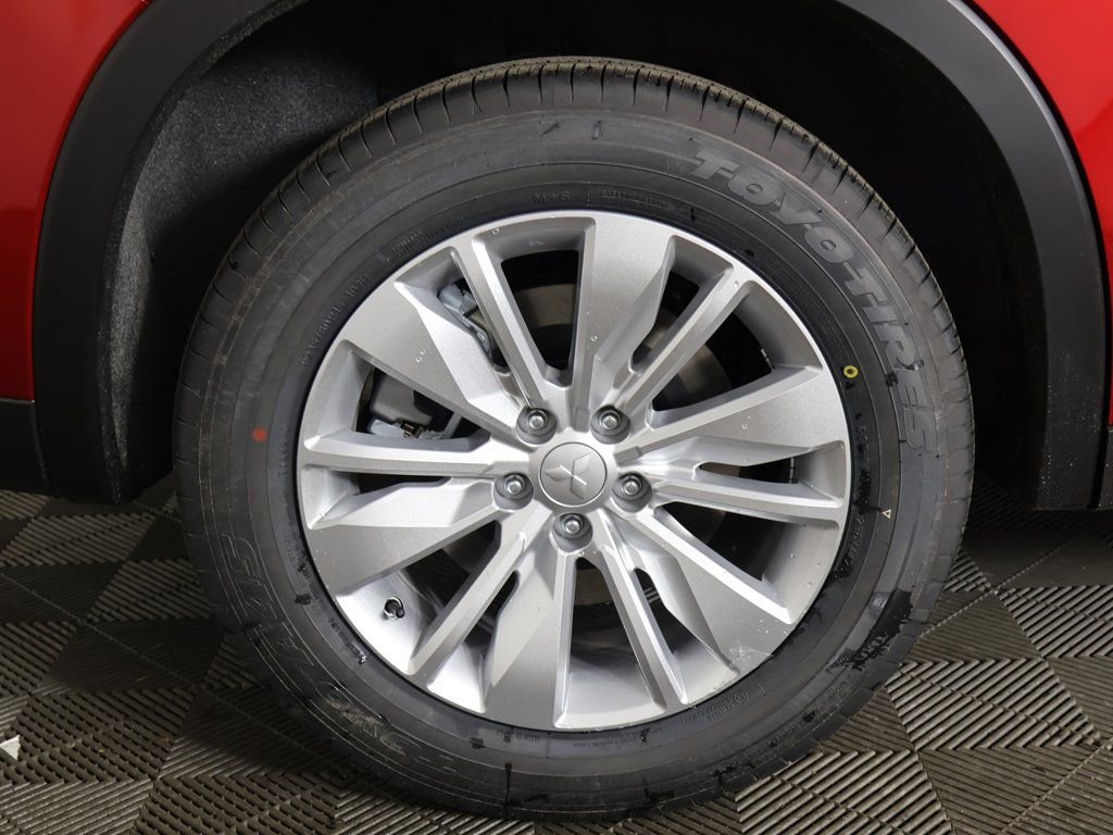 New 2026 Mitsubishi Outlander ES AWD/4WD image 21