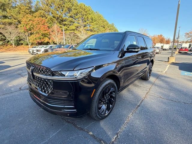 New 2025 Lincoln Navigator L Reserve w/ Jet Appearance Package AWD/4WD image 3