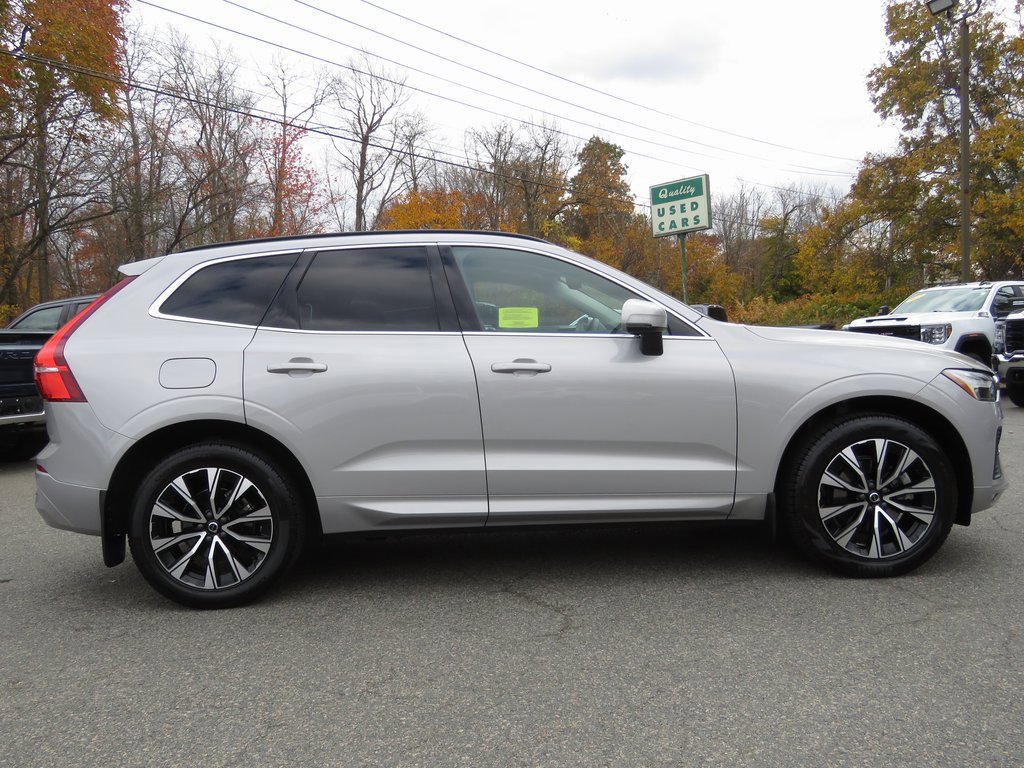 Used 2023 Volvo XC60 B5 Core w/ Climate Package image 5