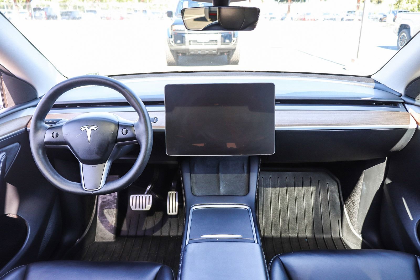 Used 2023 Tesla Model Y Performance AWD/4WD image 13