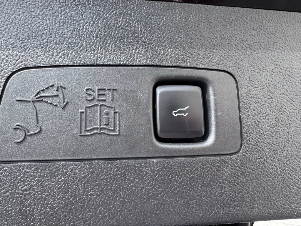 Used 2022 Lincoln Corsair AWD w/ Premium Package image 42