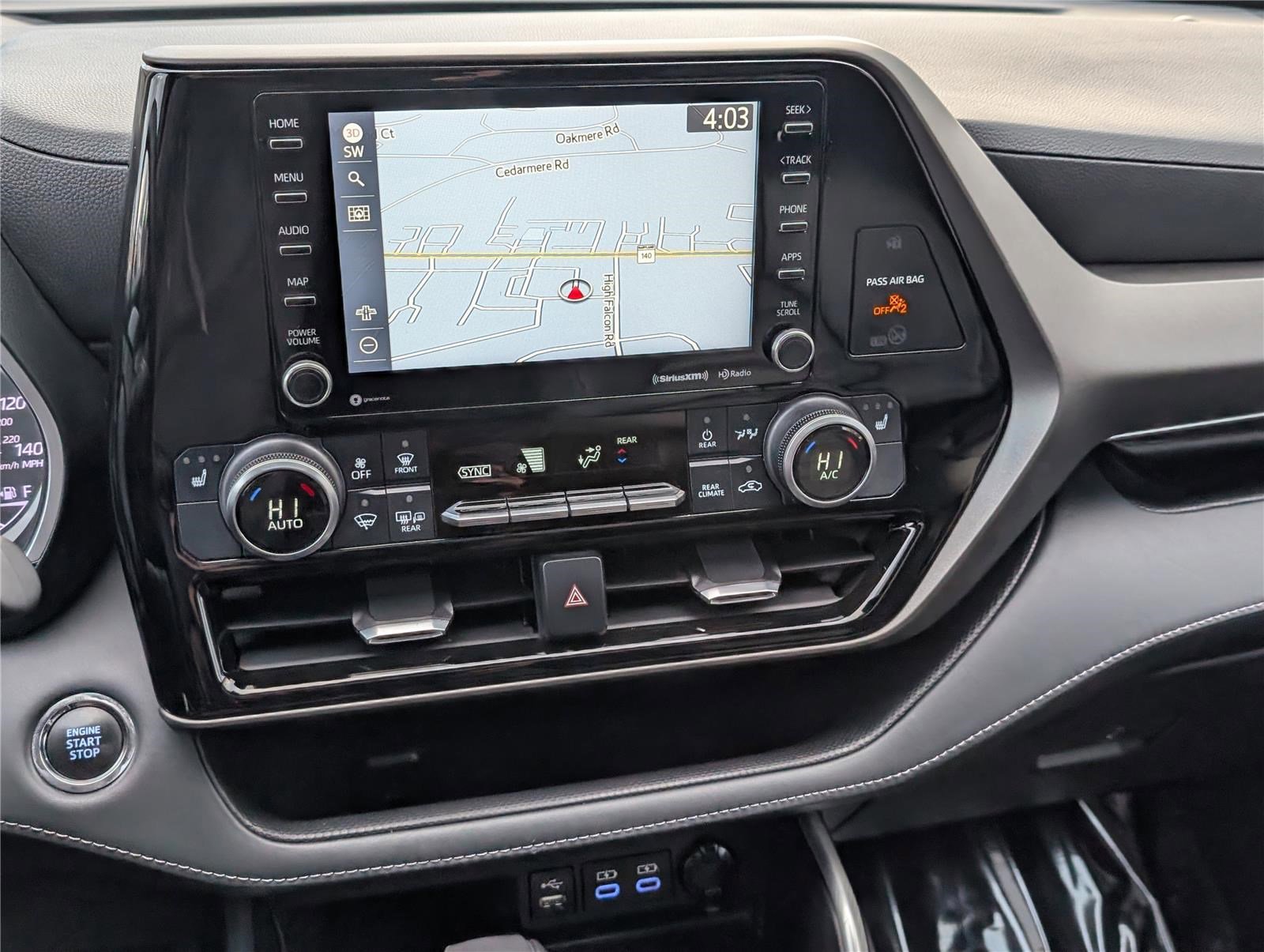 Used 2022 Toyota Highlander XLE image 30