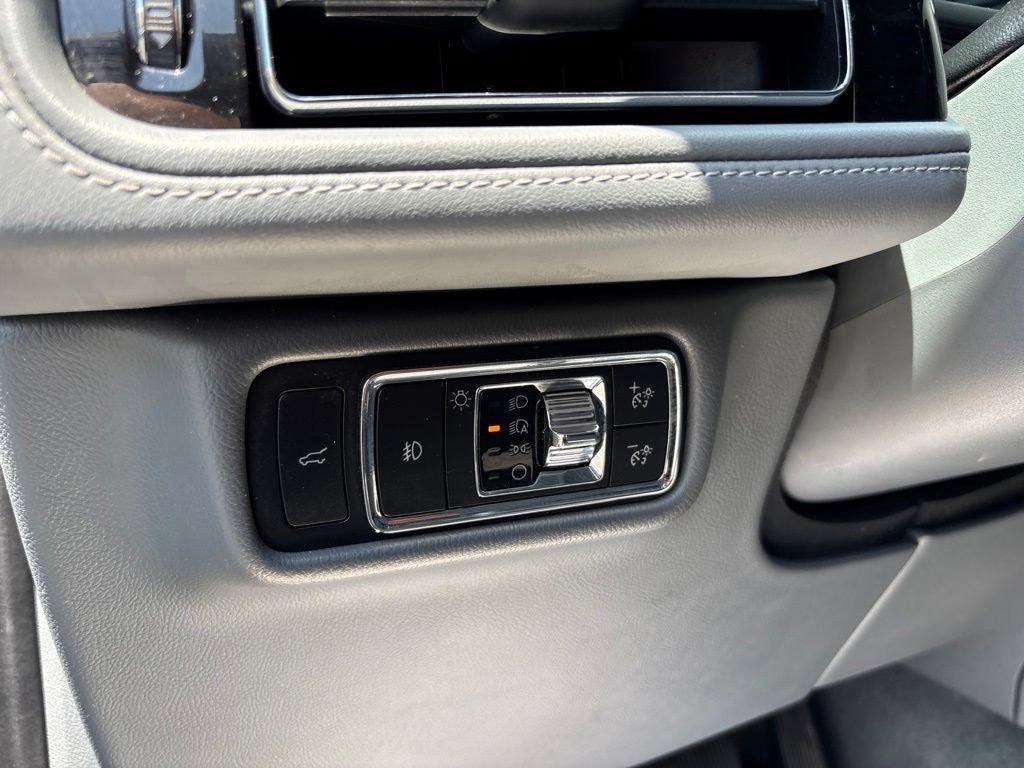 Used 2020 Lincoln Aviator Reserve w/ Equipment Group 202A AWD/4WD image 26