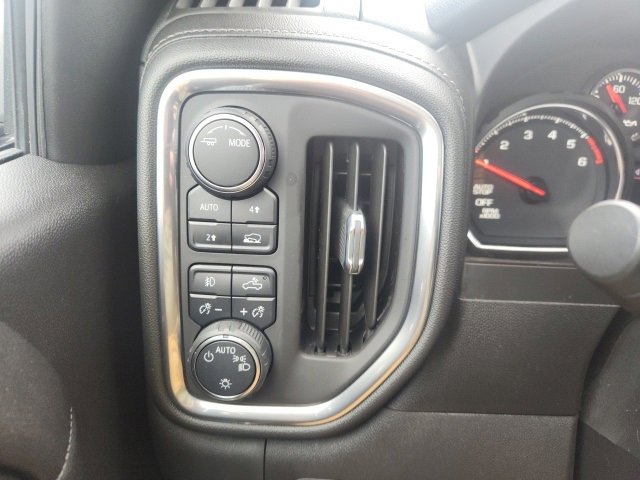 Used 2021 Chevrolet Silverado 1500 RST image 22