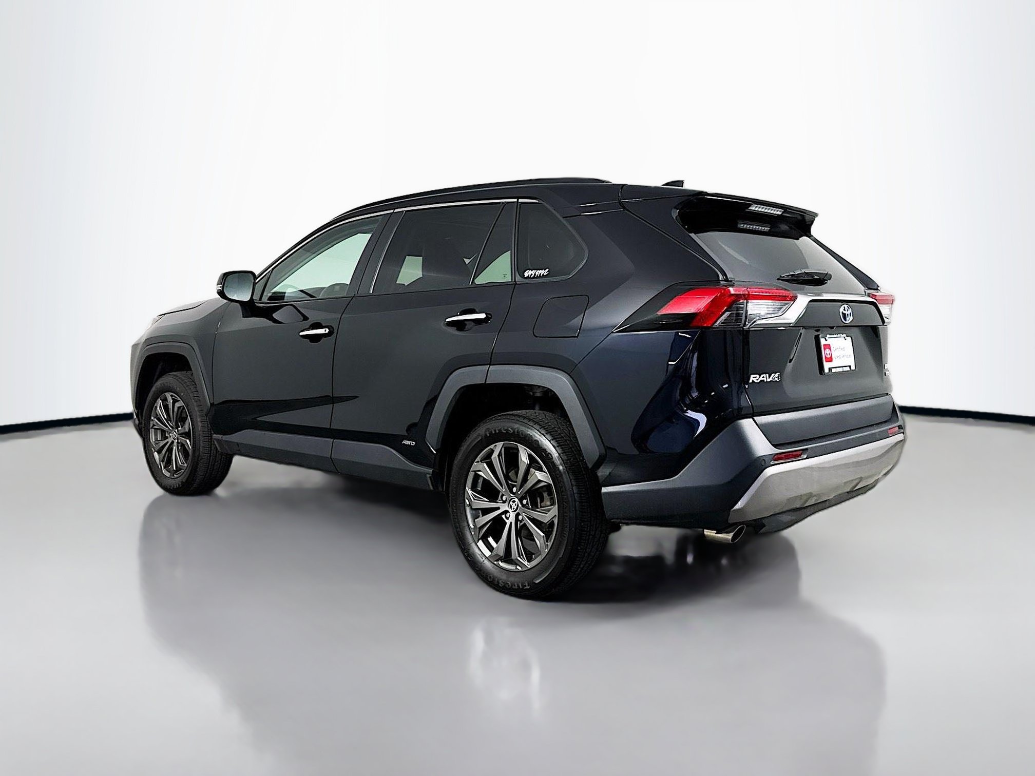 Certified 2023 Toyota RAV4 Limited AWD/4WD image 5