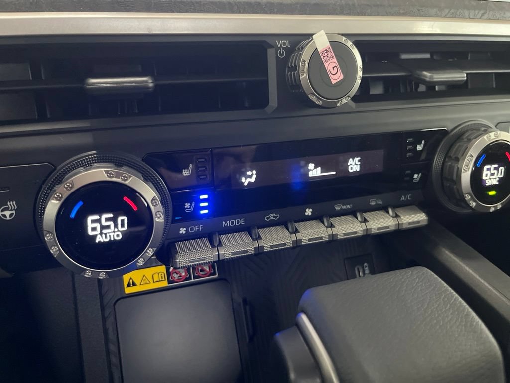 New 2026 Toyota Tacoma Limited AWD/4WD image 15