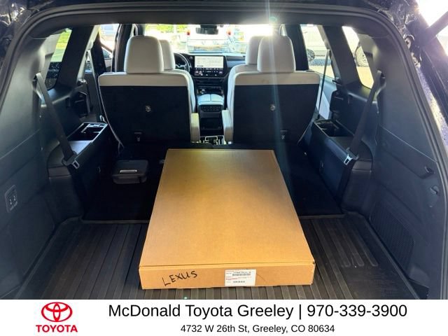 Used 2025 Lexus TX 350 AWD w/ Technology Package image 11