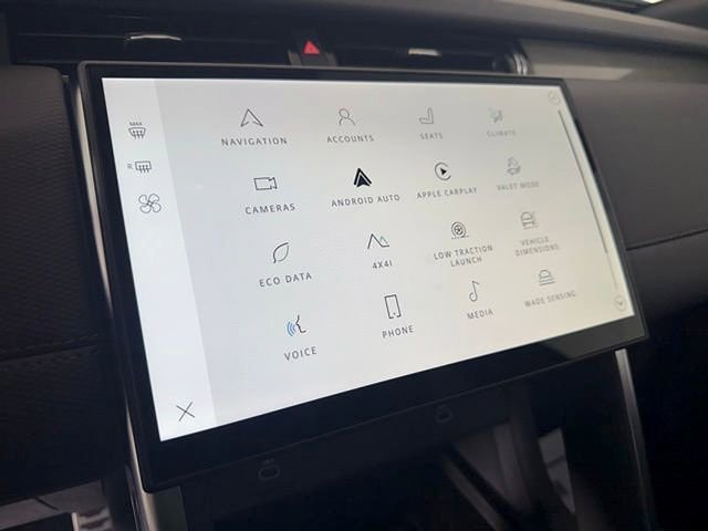 New 2025 Land Rover Discovery Sport Dynamic SE AWD/4WD image 36