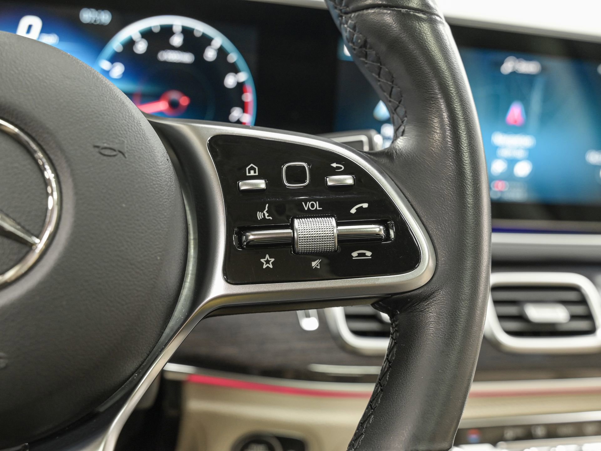 Used 2022 Mercedes-Benz GLE 350 4MATIC image 19