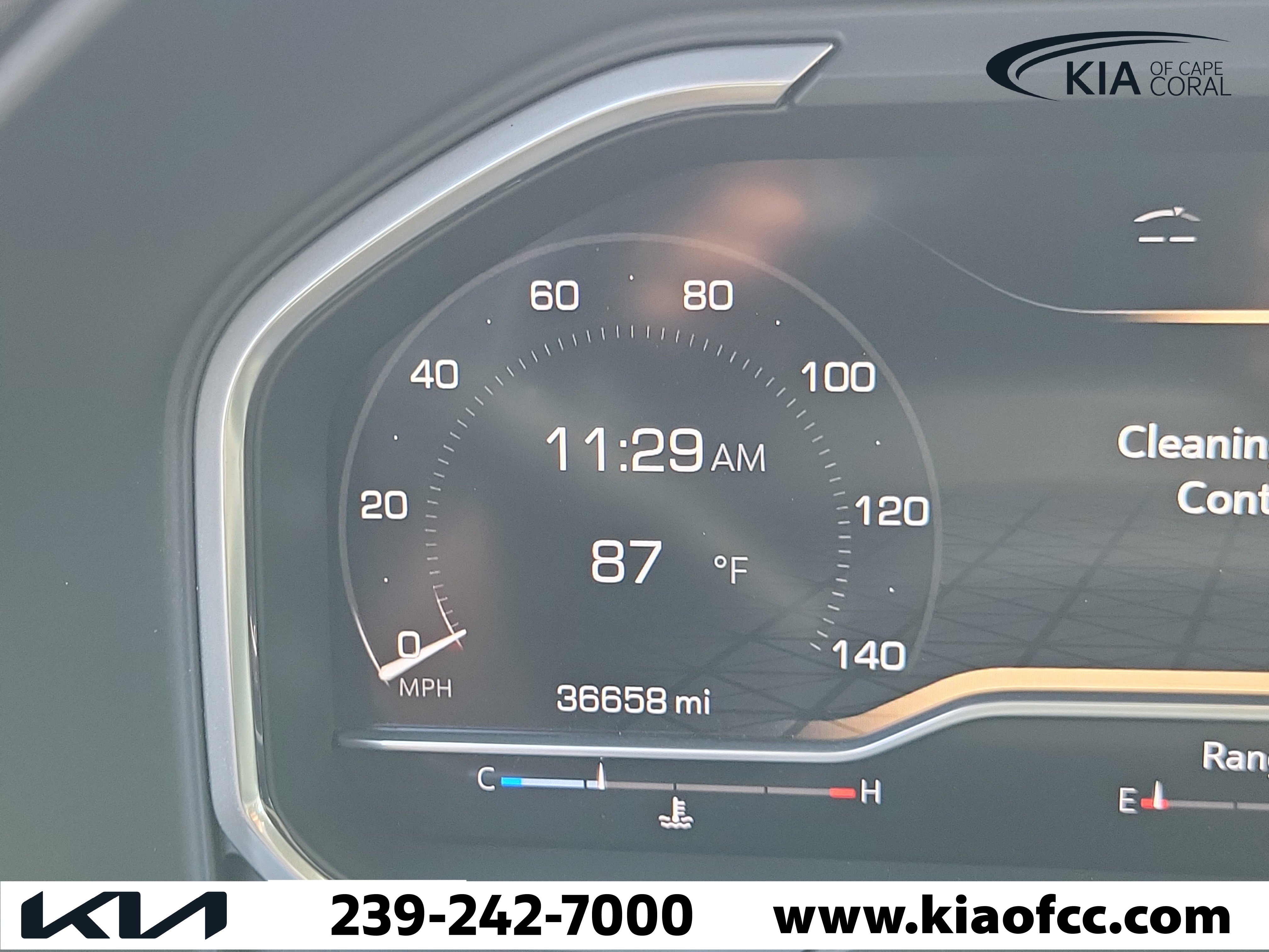 Used 2024 GMC Sierra 2500 Denali Ultimate w/ Snow Plow Prep/Camper Package AWD/4WD image 29