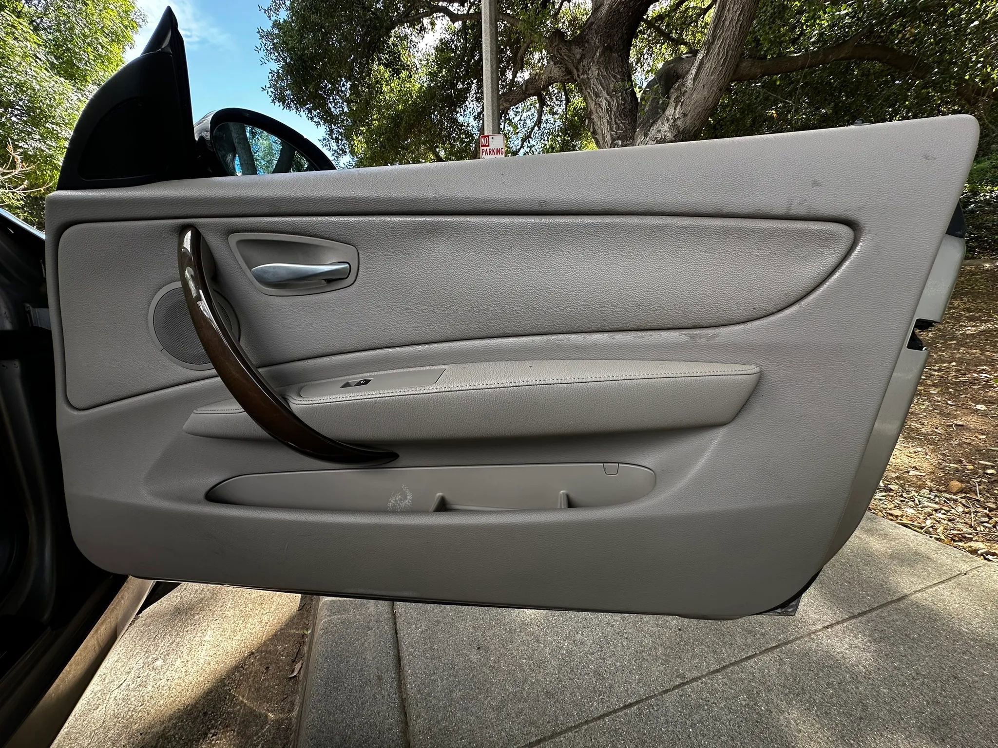 Used 2009 BMW 128i Convertible image 14