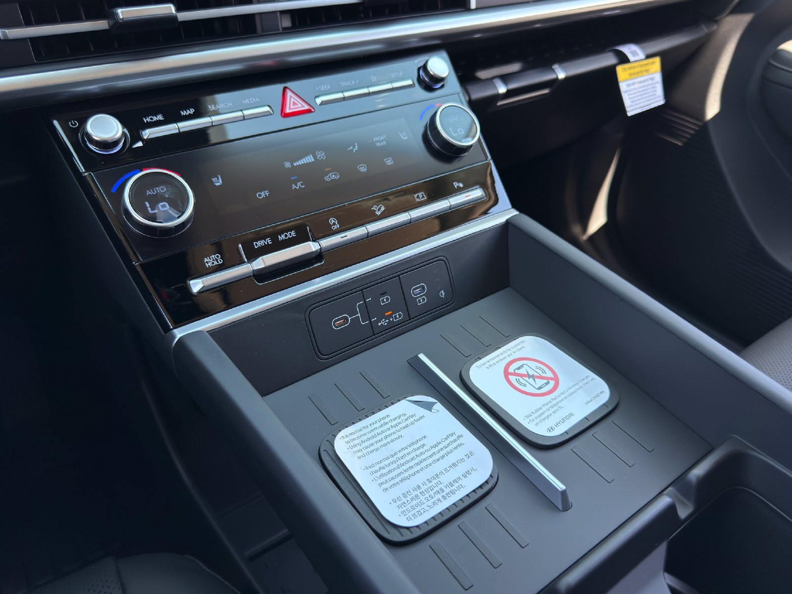 New 2027 Hyundai Santa Fe SEL FWD image 20