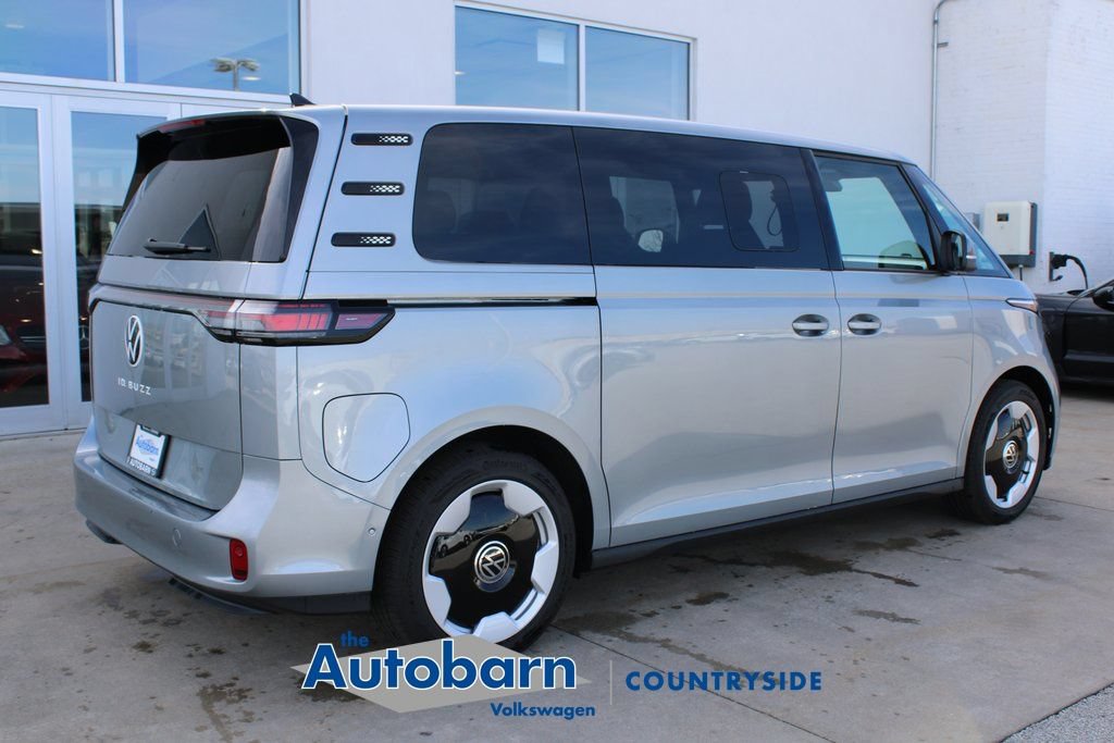 New 2025 Volkswagen ID. Buzz Pro S RWD image 6