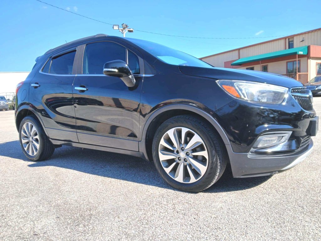 Used 2018 Buick Encore Sport Touring image 1