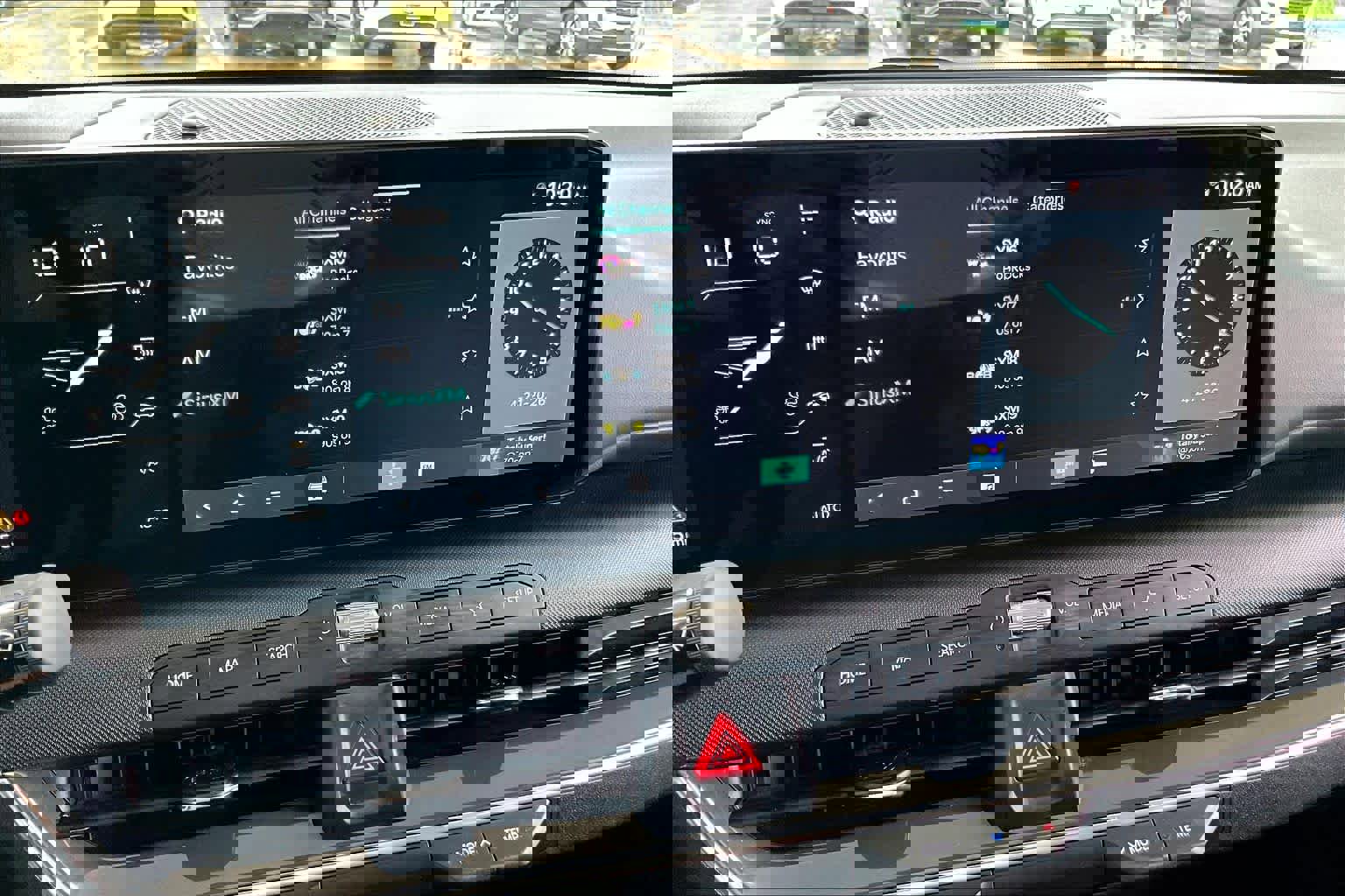 Used 2025 Kia K4 EX image 31