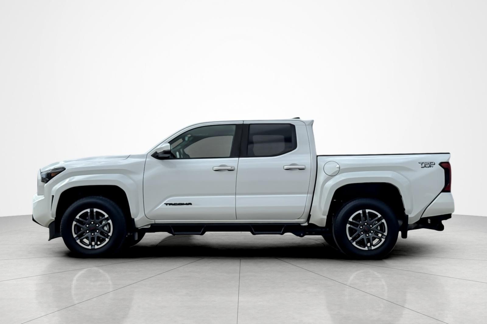 Certified 2024 Toyota Tacoma TRD Sport w/ TRD Sport Upgrade Package AWD/4WD image 2
