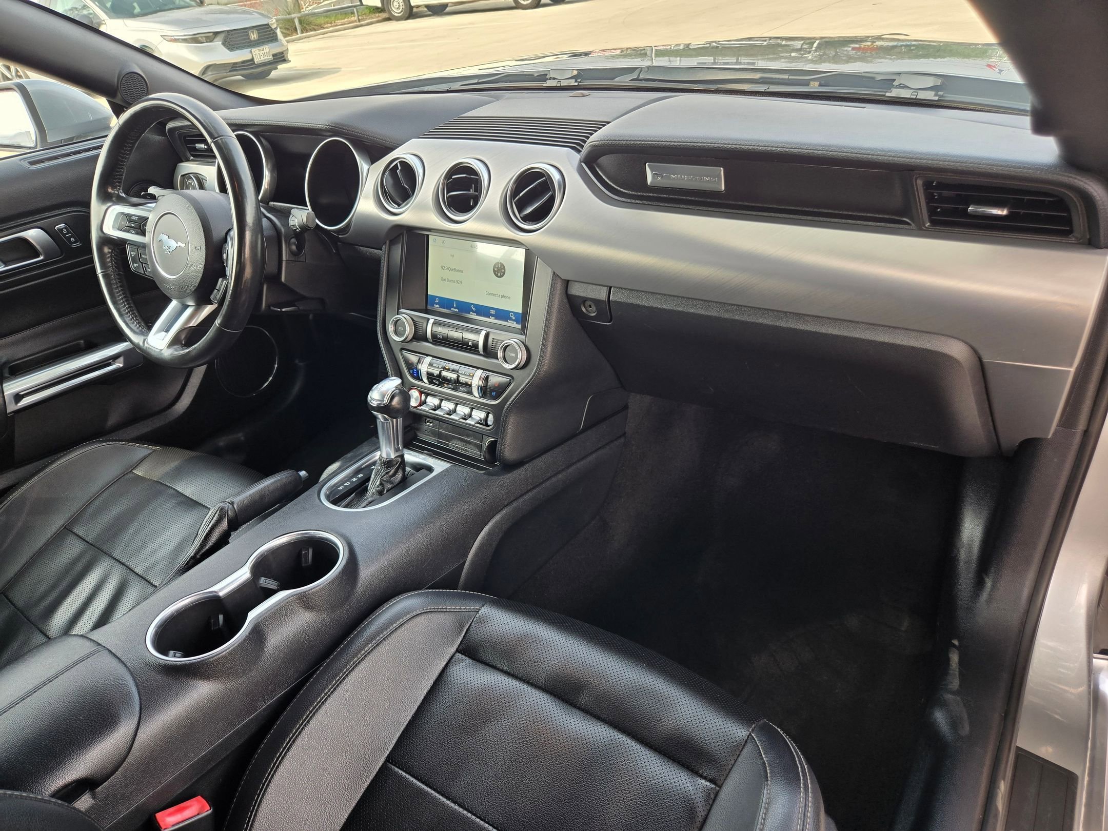 Used 2021 Ford Mustang Premium RWD image 24