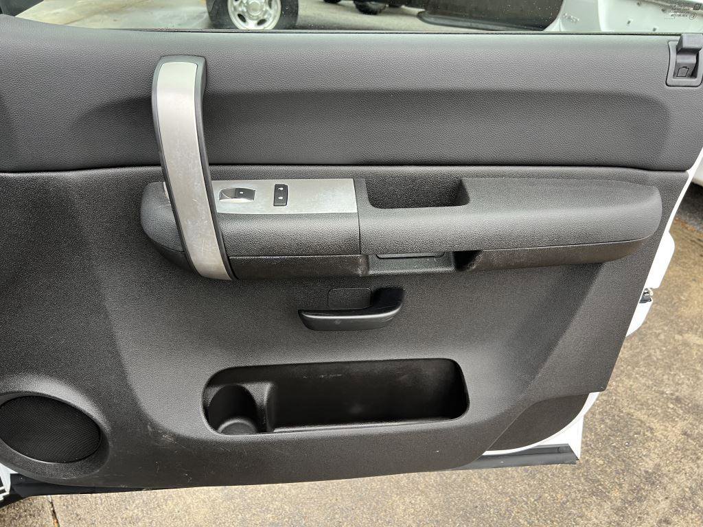 Used 2008 Chevrolet Silverado 1500 LT w/ Power Pack Plus image 18