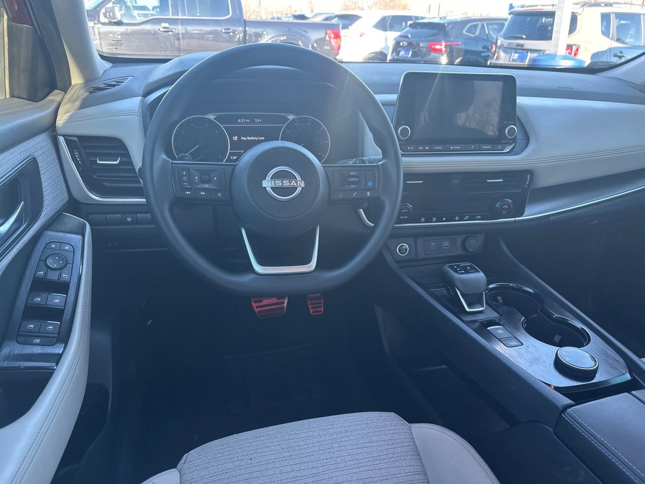 Used 2022 Nissan Rogue SV image 22