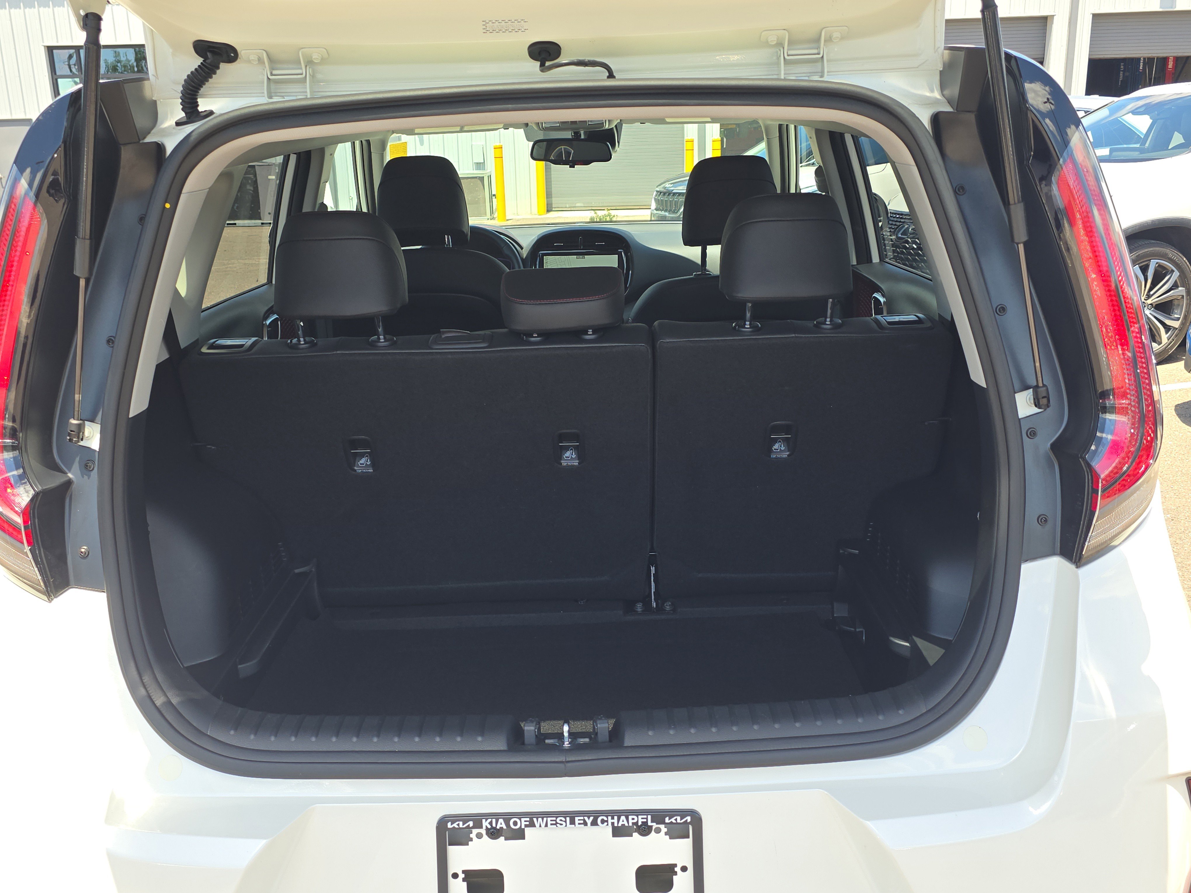Certified 2025 Kia Soul GT-Line FWD image 10