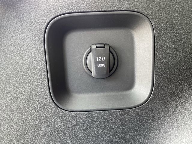New 2026 Kia Sportage EX image 18