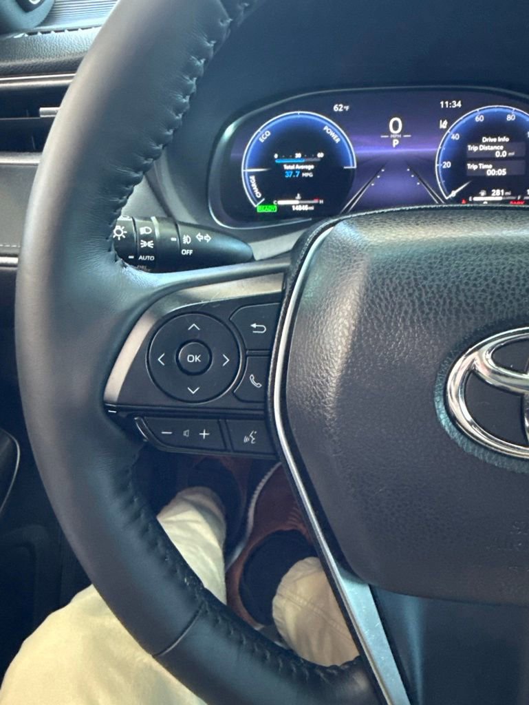 Certified 2024 Toyota Venza Limited AWD/4WD image 24