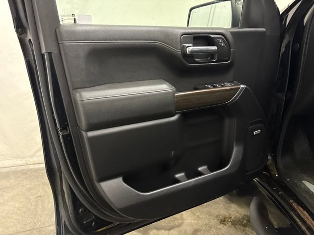 Used 2019 Chevrolet Silverado 1500 LT Trail Boss AWD/4WD image 30