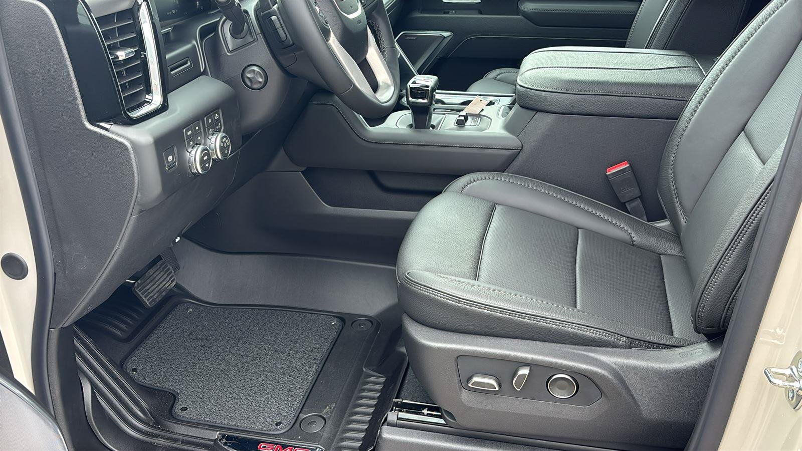 New 2026 GMC Sierra 1500 Denali AWD/4WD image 15