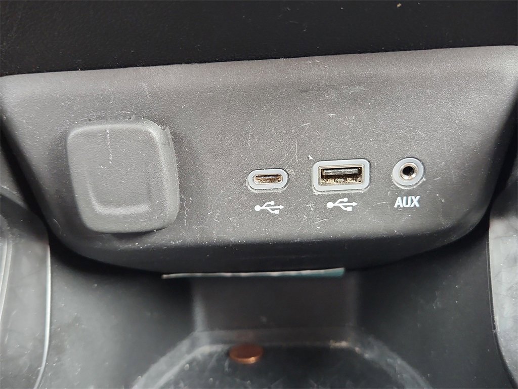 Used 2021 Chevrolet TrailBlazer LT w/ Convenience Package image 27