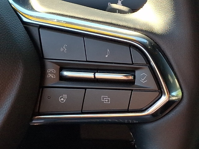 Used 2025 Chevrolet Traverse LT AWD/4WD image 22