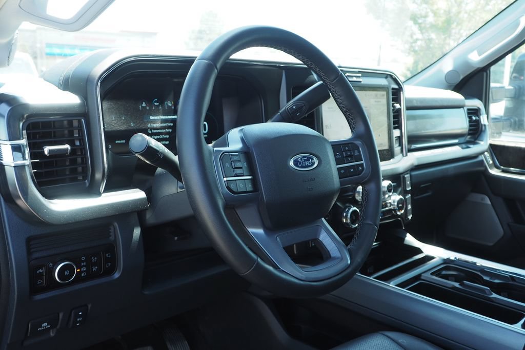 Used 2025 Ford F350 Lariat w/ Black Appearance Package AWD/4WD image 13