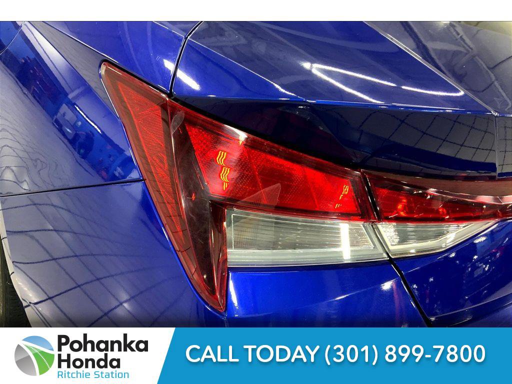 Used 2023 Hyundai Elantra SEL w/ Convenience Package image 30