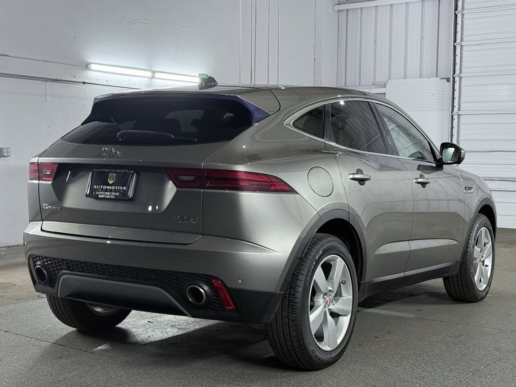 Used 2020 Jaguar E-PACE SE image 10