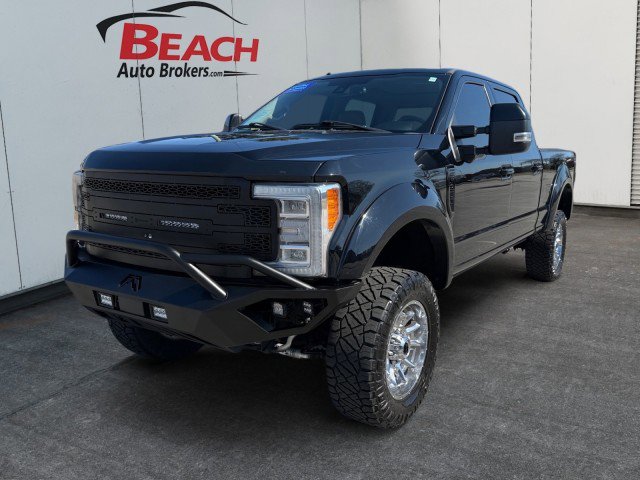 Used 2018 Ford F250 Lariat w/ Lariat Ultimate Package image 1