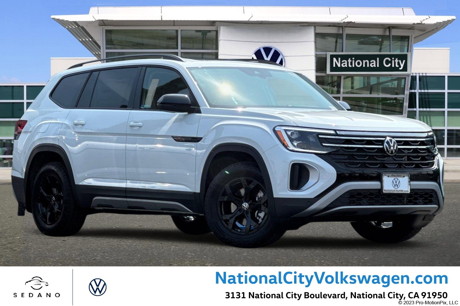 New 2025 Volkswagen Atlas Peak Edition SE