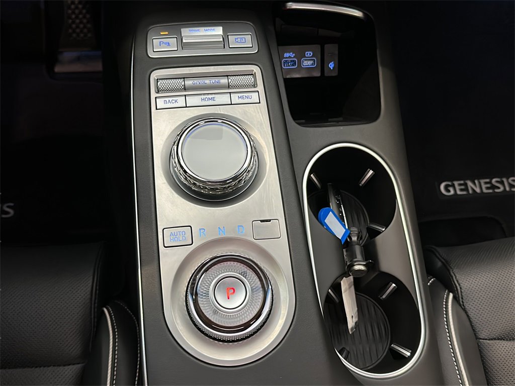 Certified 2025 Genesis Electrified GV70 Advanced image 29