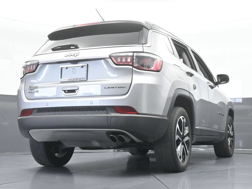 Used 2022 Jeep Compass Limited w/ Sun and Sound Group AWD/4WD image 57