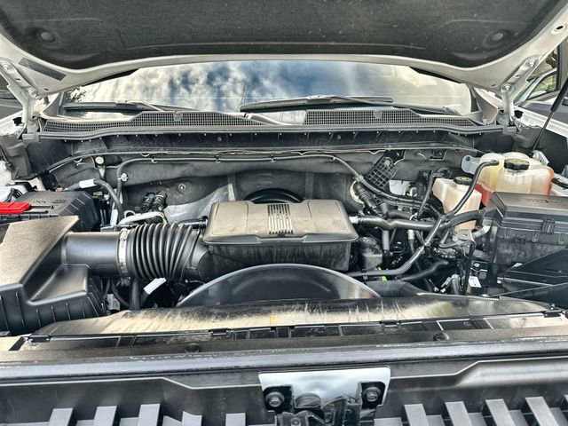 Used 2025 Chevrolet Silverado 2500 Custom w/ Custom Value Package image 18