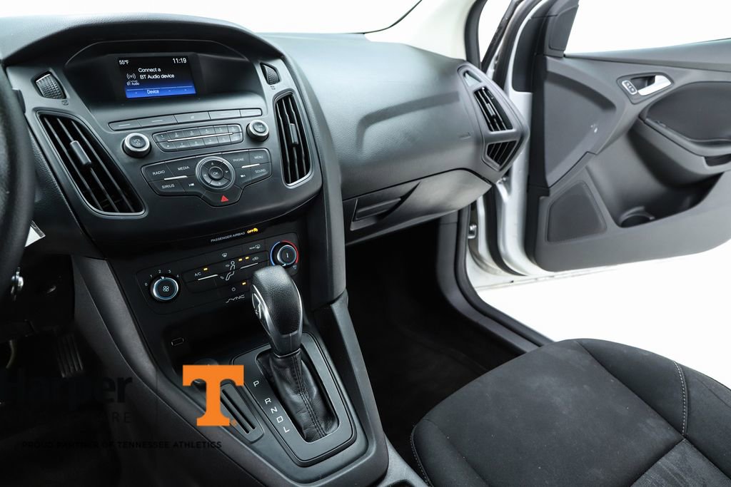Used 2018 Ford Focus SE image 23