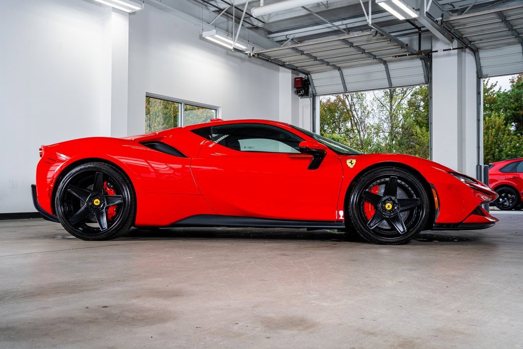 Used 2024 Ferrari SF90 Stradale image 5