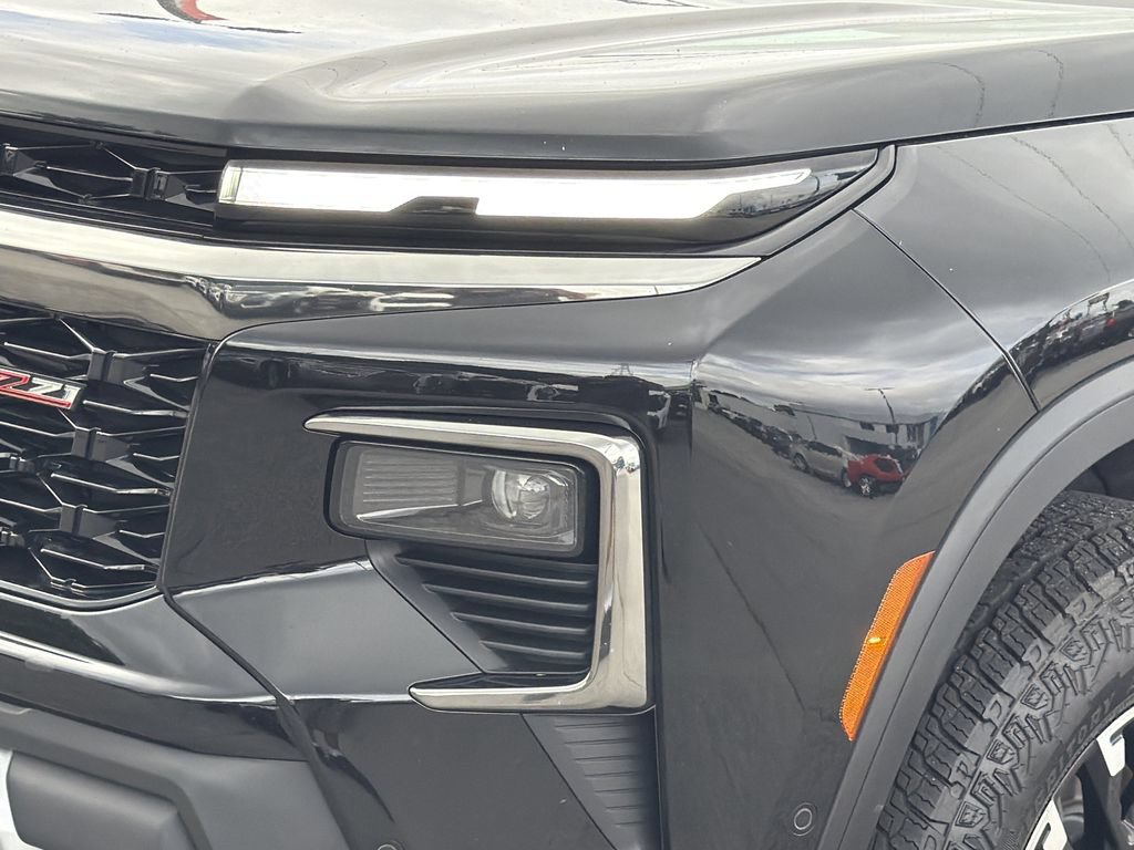Used 2024 Chevrolet Traverse Z71 w/ Enhanced Driving Package AWD/4WD image 10