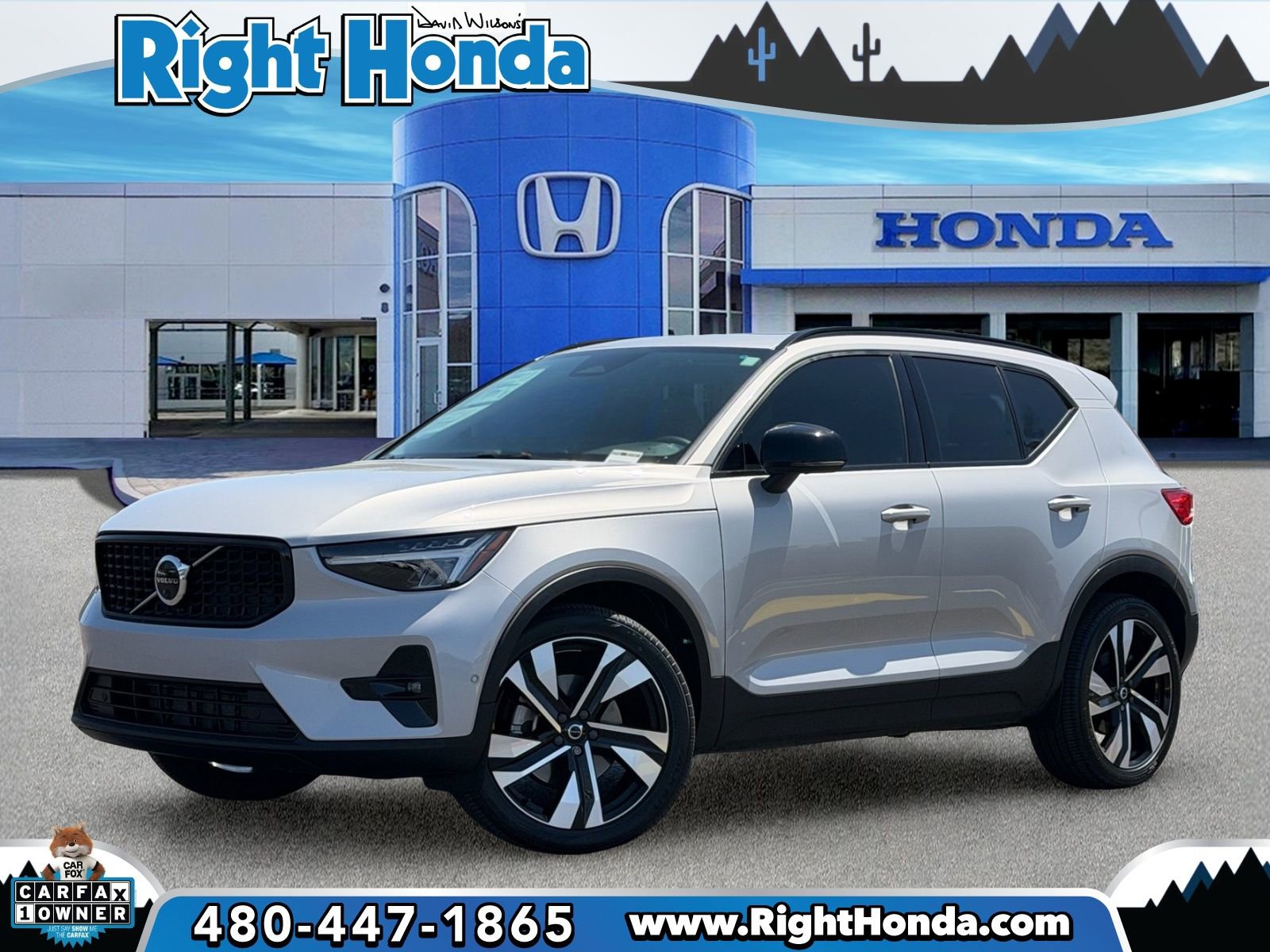Used 2023 Volvo XC40 B5 Ultimate w/ Protection Package Premier AWD/4WD image 1