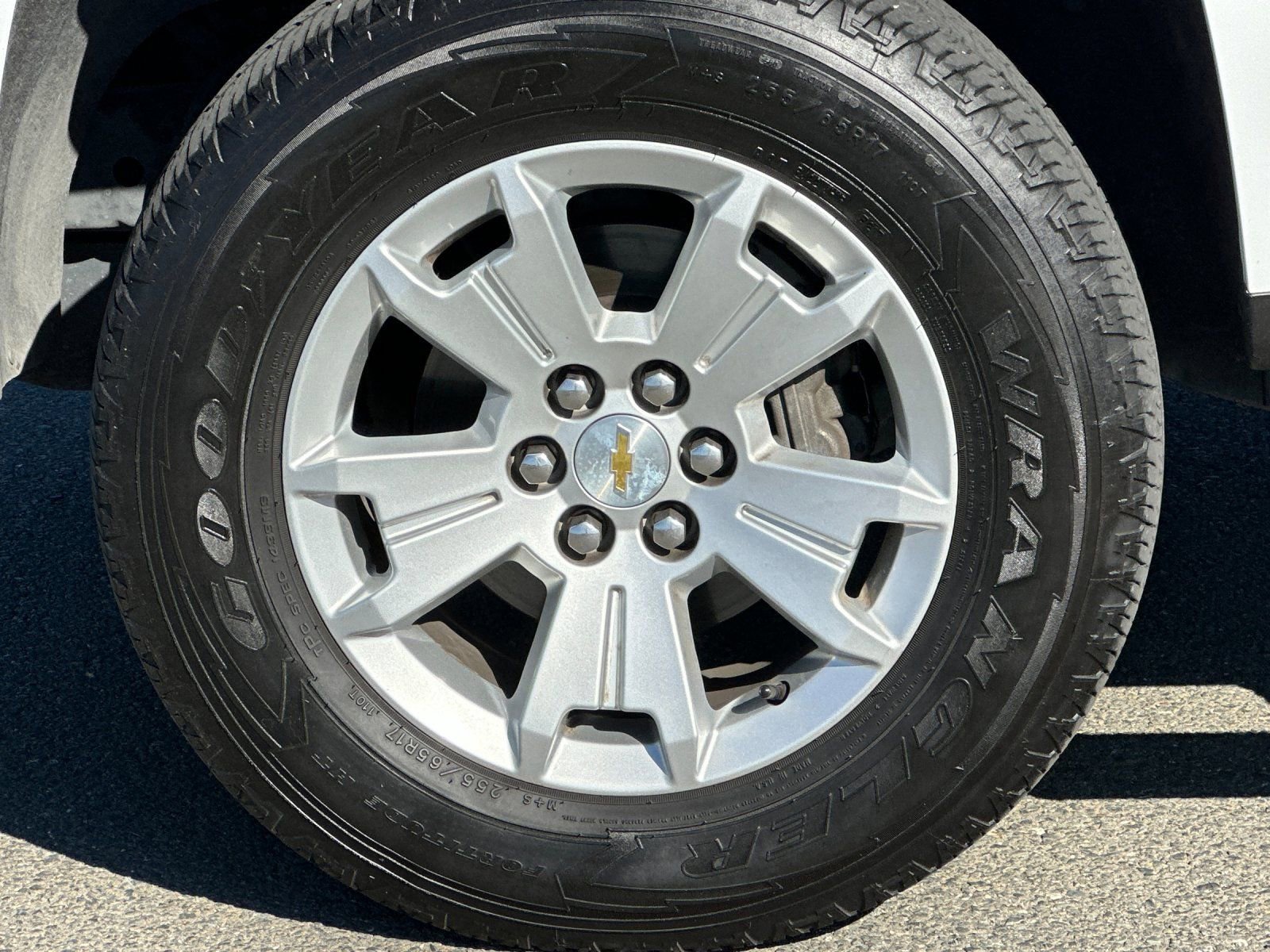 Used 2017 Chevrolet Colorado LT w/ Safety Package image 30