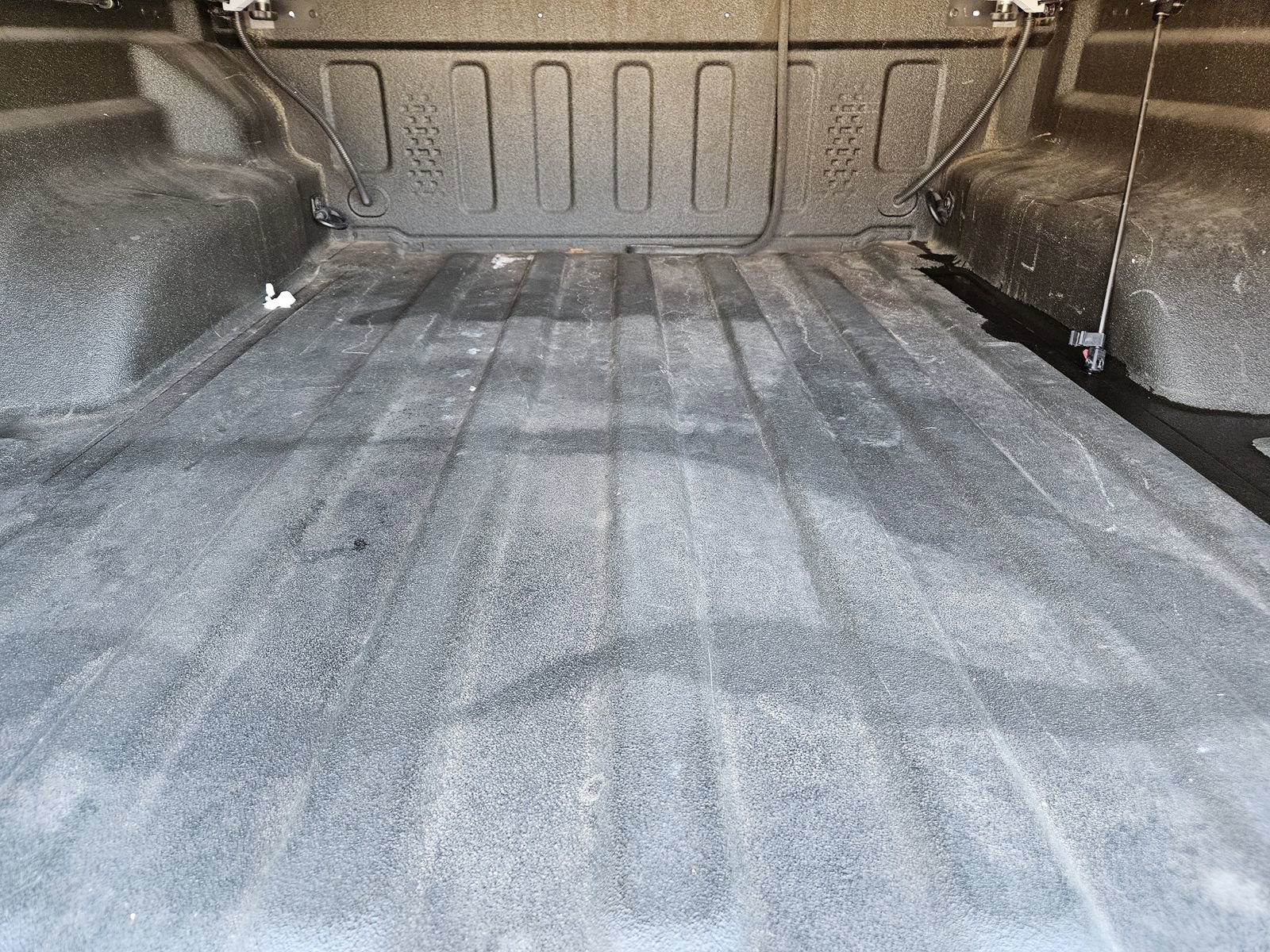 Used 2020 Jeep Gladiator Sport image 34